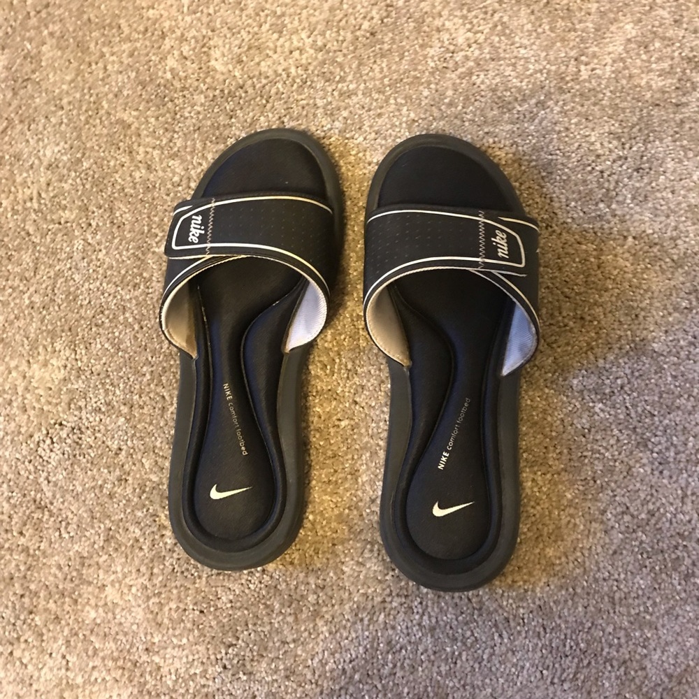 Nike slides